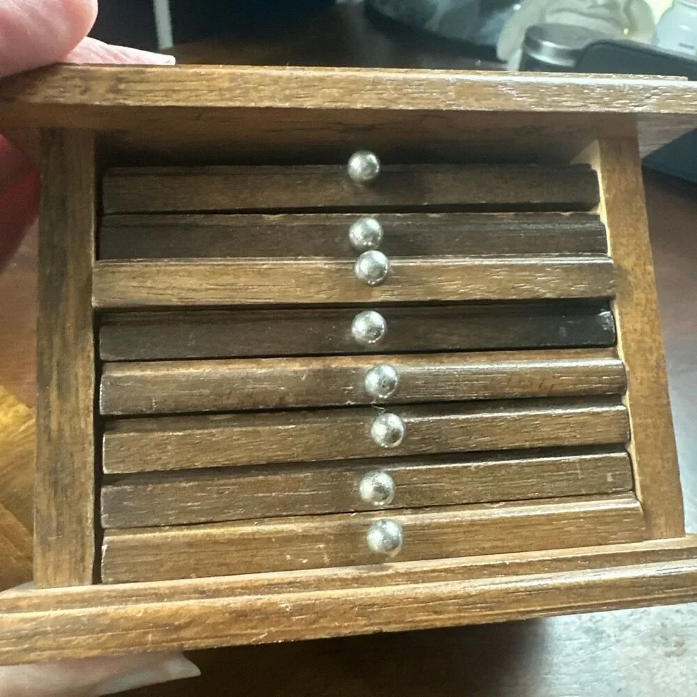 VTG Wood & Cork Coasters w/Wooden Storage Box Holder Handle Top 9 Total Pieces